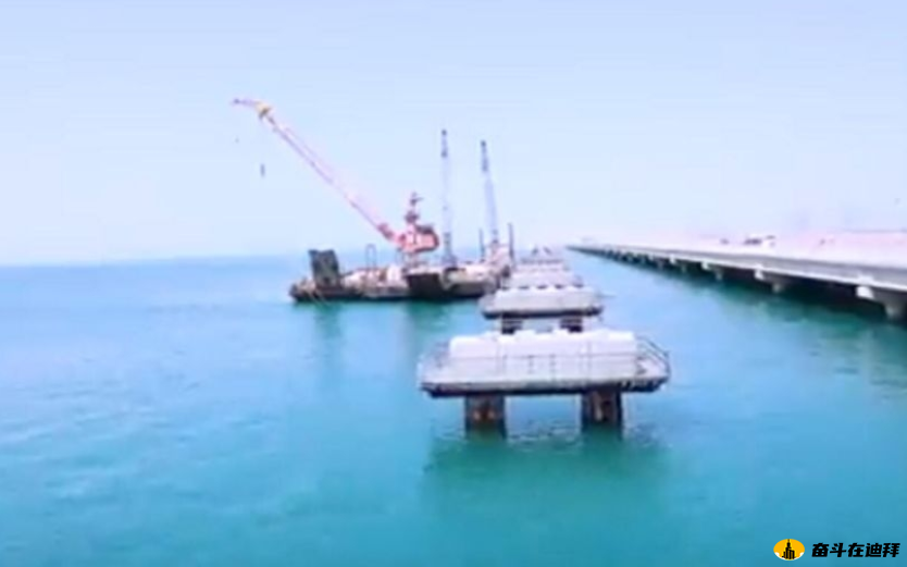 阿联酋首座海上铁路桥完成50%的工程量