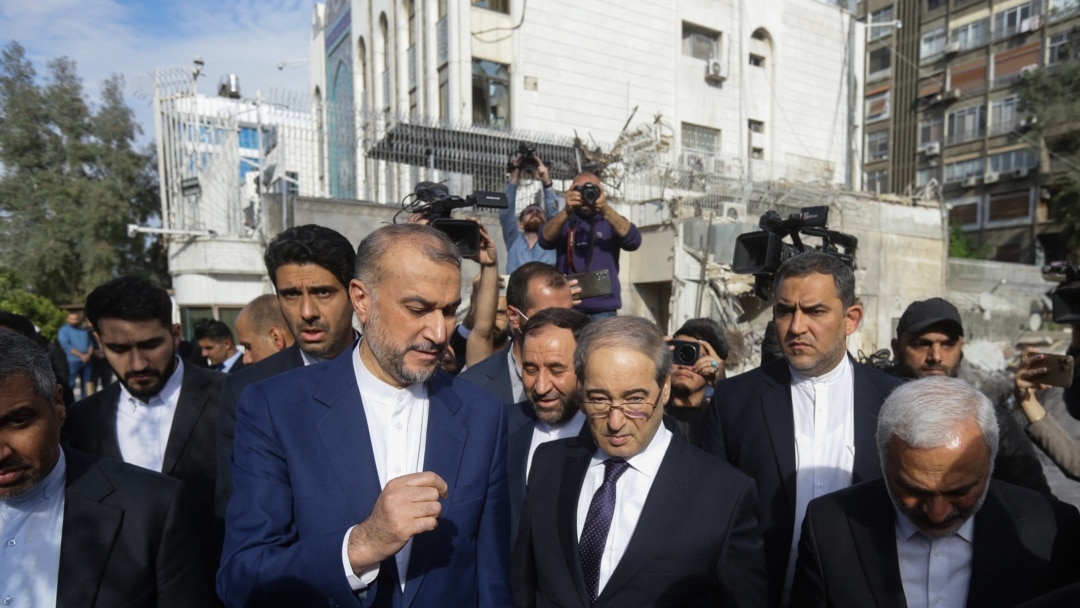伊朗外长在致命攻击后开启驻叙利亚新领事馆