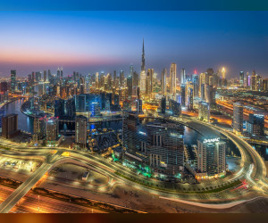 迪拜房地产市场在周二创造了超过14亿迪拉姆的交易纪录。