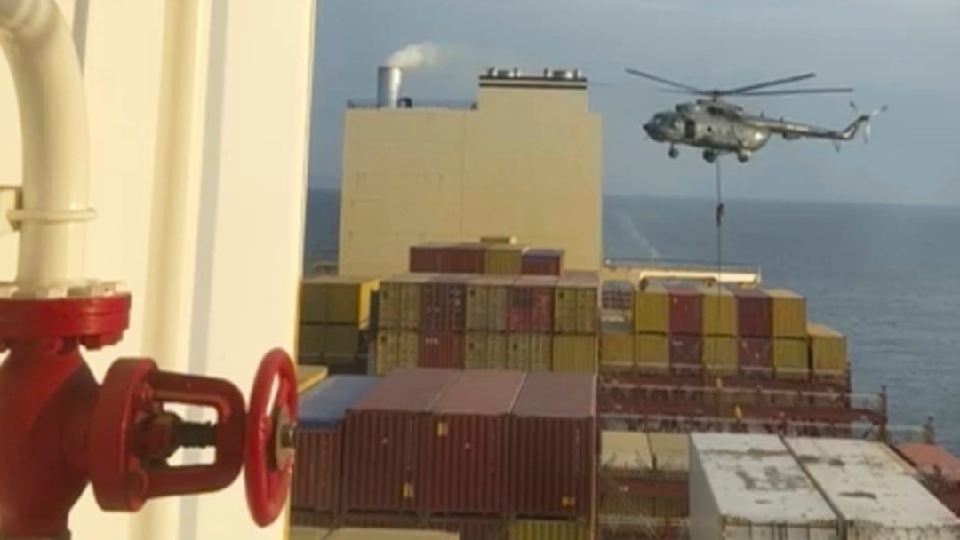美国强烈谴责伊朗夺取集装箱货轮