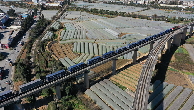 10日起新列车运行图实行 铁路客货运输能力再提升
