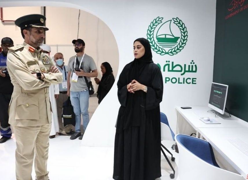 迪拜警方在2022年Gitex展会上发布高科技小工具