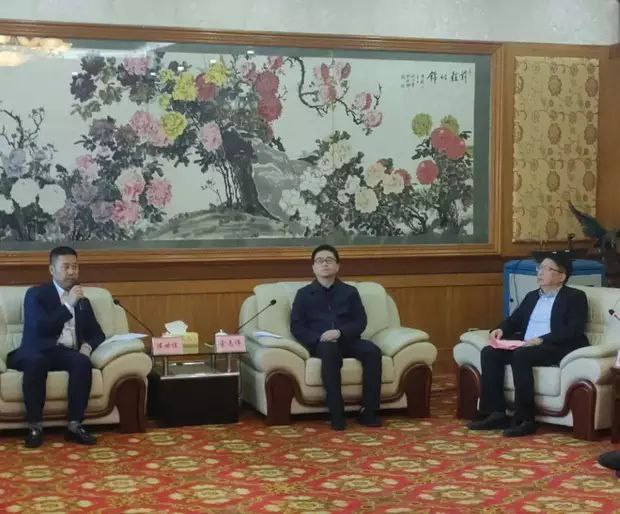菲律宾中国商会访问团礼访石狮受到市长余志伟等领导