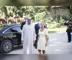 阿联酋总统会见法国总理