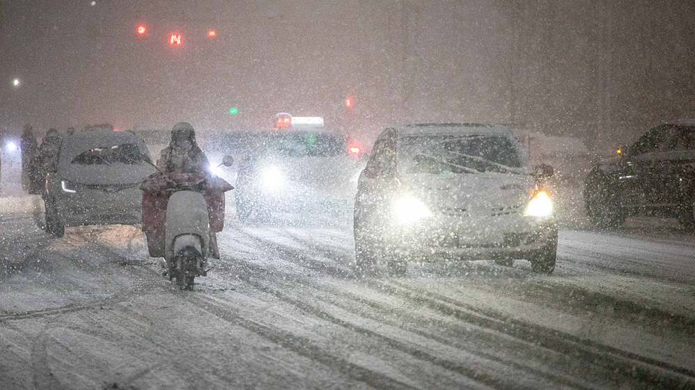 安徽将低温雨雪冰冻灾害应急响应降至Ⅳ级