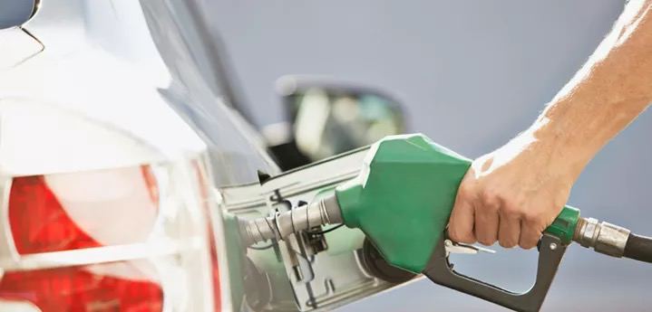 降价啦！阿联酋当局公布了12月的燃油价格